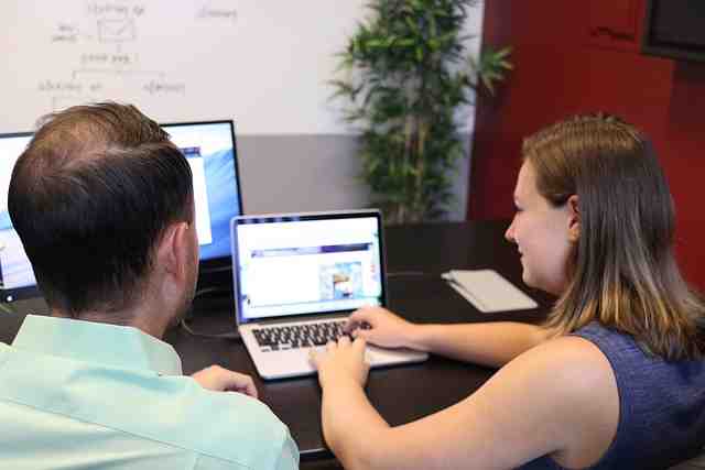 How much does a digital marketing agency make?